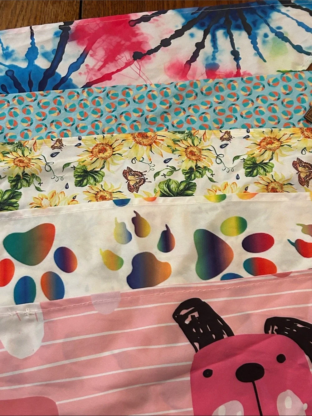 Set of 5 Pup 🐶 Bandanas 🌻 🐾 beach 🏖️ balls tie dye and pink doggies